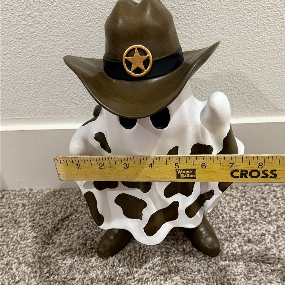 Cowboy Ghost Figurine - Brown and White - Picture 10 of 10